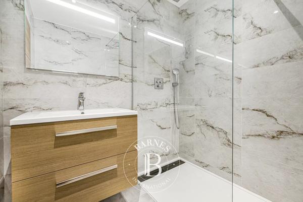 Vence, Villa  225 m² à vendre