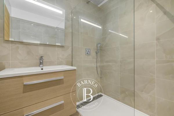 Vence, Villa  225 m² à vendre