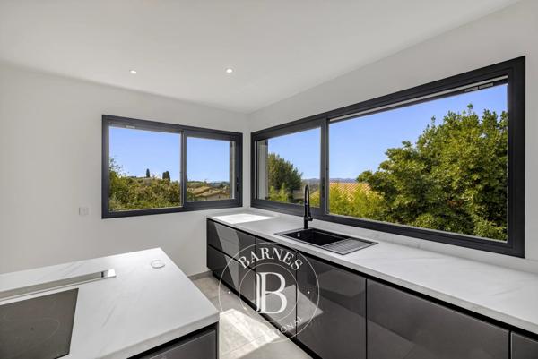 Vence, Villa  225 m² à vendre