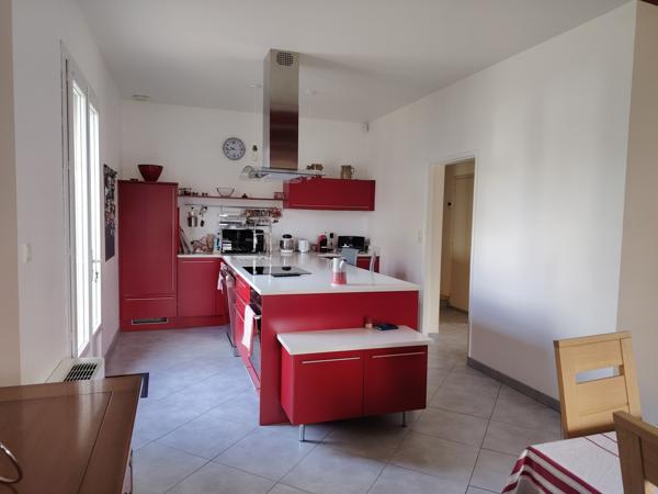 Maison entièrement rénovée avec appartement indépendant