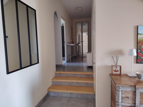Maison entièrement rénovée avec appartement indépendant