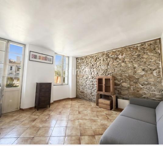 Marseille 6ème / Appartement / Balcon