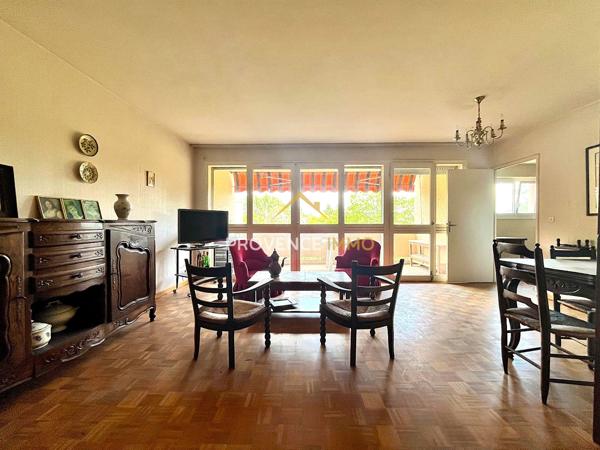 Salon-de-Provence (13300) Appartement de Type 3 avec terrasse, garage, parking et cave !