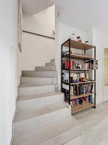 Maison lorraine entièrement rénovée, avec 3 chambres, bureau, combles aménagés, jardin