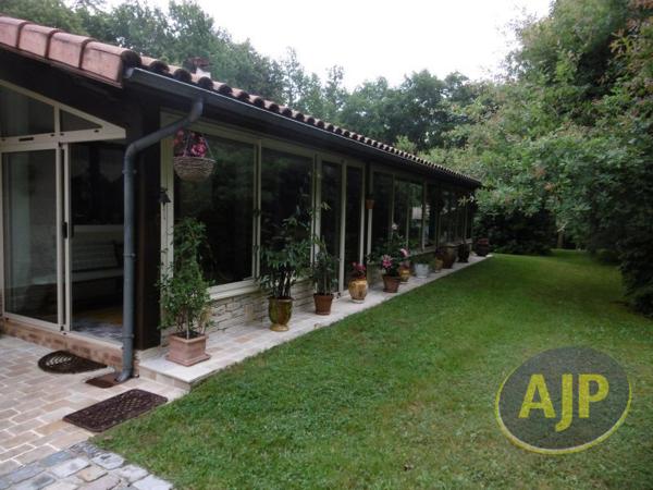 Maison à vendre Biganos - 6 pièces, 132m² avec 3 chambre(s) à 799 000€ - AJP Immobilier Audenge