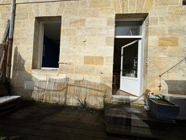 33100 BORDEAUX BASTIDE- Appartement/ Local professionnel 2 pièces + parking  à vendre