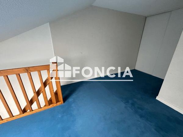 Location Appartement 2 pièces 29.7 m² - 36-38 BOULEVARD DES BELGES La Roche Sur Yon 85000