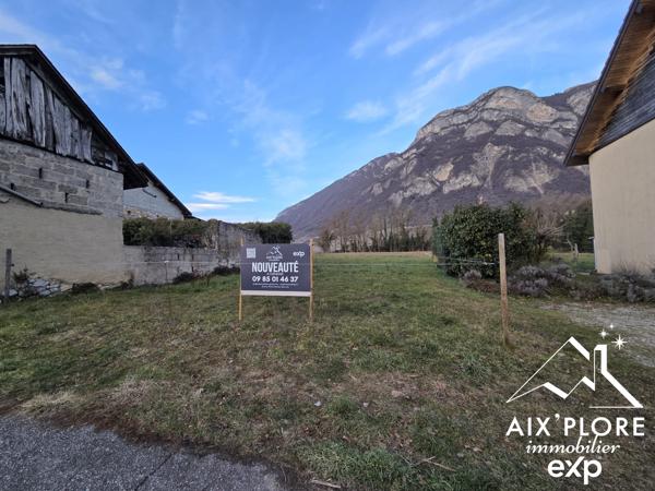 Terrain constructible à Porte-de-Savoie – un cadre paisible entre campagne et montagne