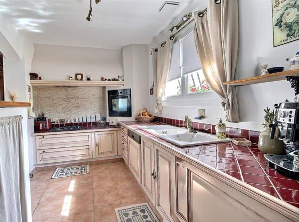 Exclusivité Nestenn Saint-Victoret  - Maison T3 de 70 m² avec terrasse, jardin et sous-sol aménageable