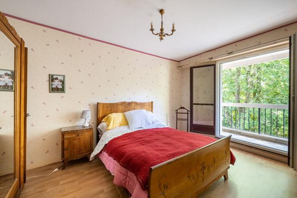 APPARTEMENT TROIS CHAMBRES GRANDE TERRASSE !