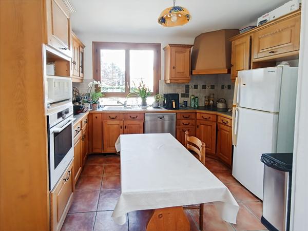 Maison sur sous-sol total à ETRECHY