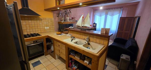 Immeuble de 108 m² - 3 appartements -Centre ville Montélimar