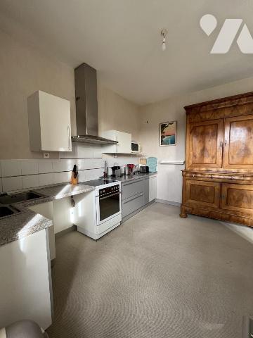 QUARTIER SAINT-MARC - BEL APPARTEMENT T5 DUPLEX -