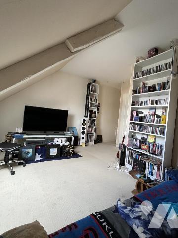 QUARTIER SAINT-MARC - BEL APPARTEMENT T5 DUPLEX -