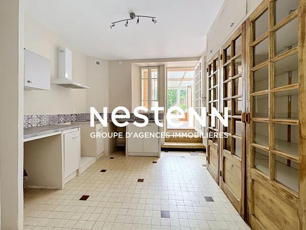 Opportunité ! Appartement spacieux - 107 m² avec terrasse ! Pont-de-Veyle centre.