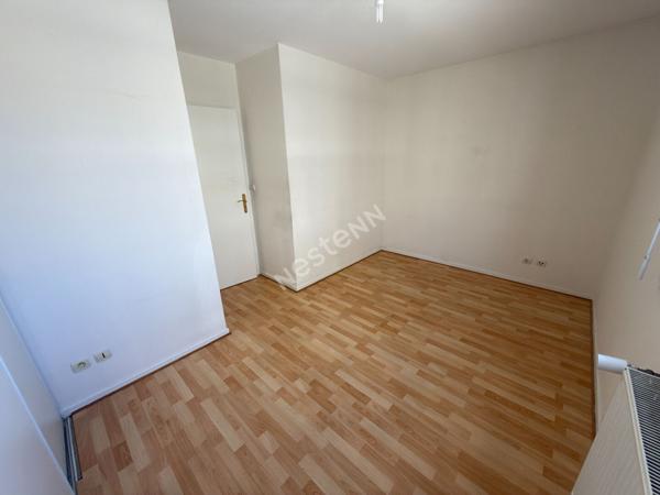 Appartement Villeurbanne REPUBLIQUE / T2 - Balcon à vivre - Garage en SUS