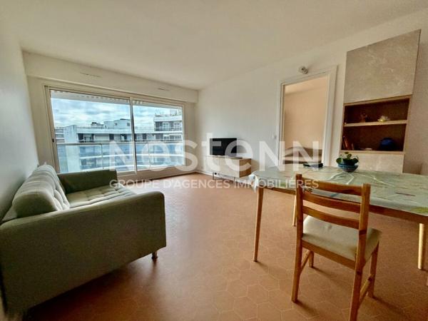 Appartement Saint Maurice 2P 48 m2 grand balcon et cave