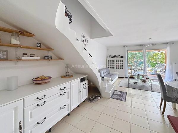 Vente                                                      Maison
                        
                     4 pièces                      83 m2                     à Calenzana