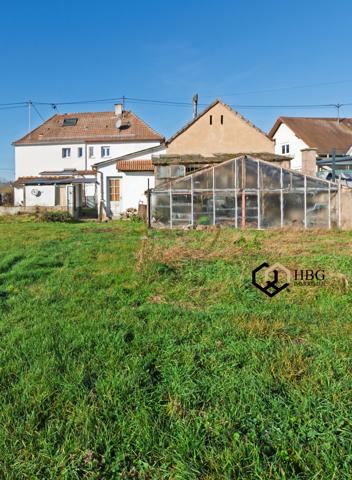 Oberhoffen-sur-Moder (67240) À Oberhoffen-sur-Moder – Maison familiale pleine de potentiel