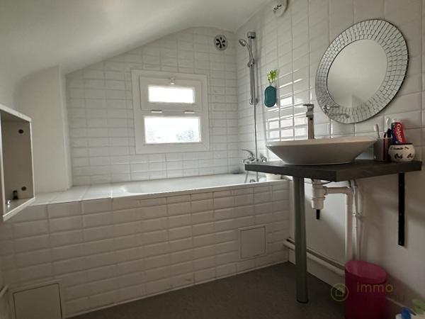 Maison à SURESNES (92150)