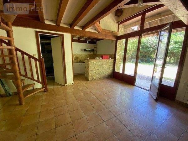 Maison rurale à vendre à Saint-Germain-le-Guillaume en Mayenne (53240), ref : 53047/139