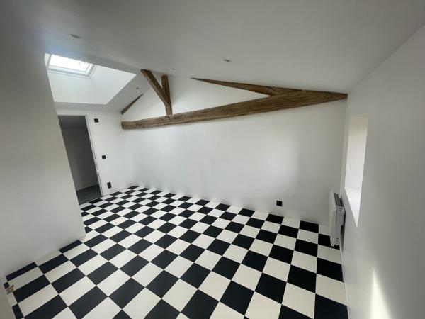 Buxerolles (86180) POITIERS Breuil Mingot BELLE LONGERE ensoleillée de 270 m2 sur Parcelle arborée de 1.850 m2 !