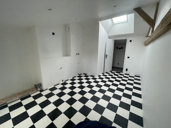 Buxerolles (86180) POITIERS Breuil Mingot BELLE LONGERE ensoleillée de 270 m2 sur Parcelle arborée de 1.850 m2 !