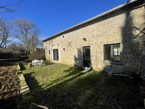 Buxerolles (86180) POITIERS Breuil Mingot BELLE LONGERE ensoleillée de 270 m2 sur Parcelle arborée de 1.850 m2 !