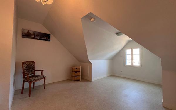 Maison à vendre    4 pièces • 112 m2 Saint-Denis-en-Val