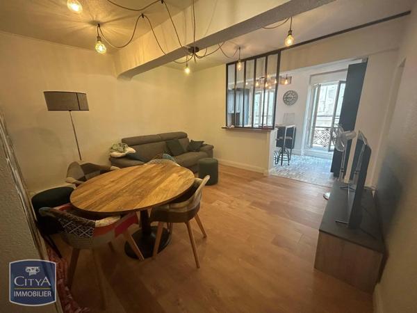 Appartement à louer 2 pièces 47.1m² Agen (47000)