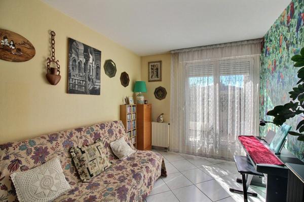 Appartement à vendre    4 pièces • 110 m2 Marseille 6