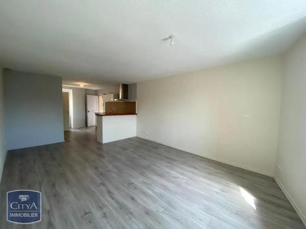 Appartement à louer 1 pièce 38.3m² Crêches-sur-Saône (71680)