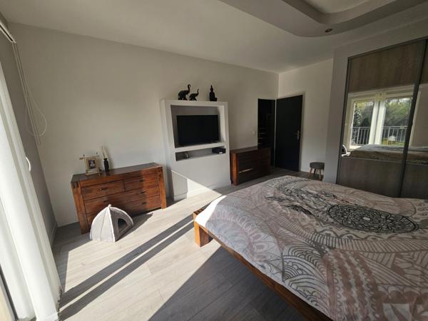 LE CENDRE – Maison familiale rénovée avec 5 chambres, garage de 98 m² et jardin intime