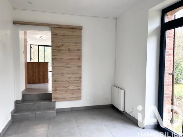 Location maison 4 pièces 121 m² Bézenet