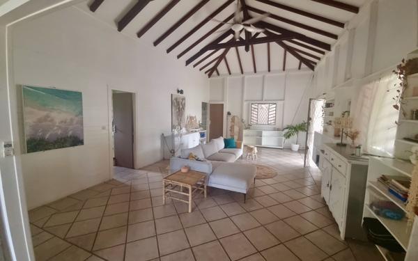 Appartement à louer    4 pièces •  Sainte-Anne