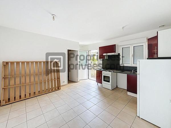 Appartement une chambre 30 m²/box/park/cave