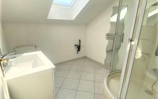 Appartement à louer    3 pièces •  Vaux-sur-Seine