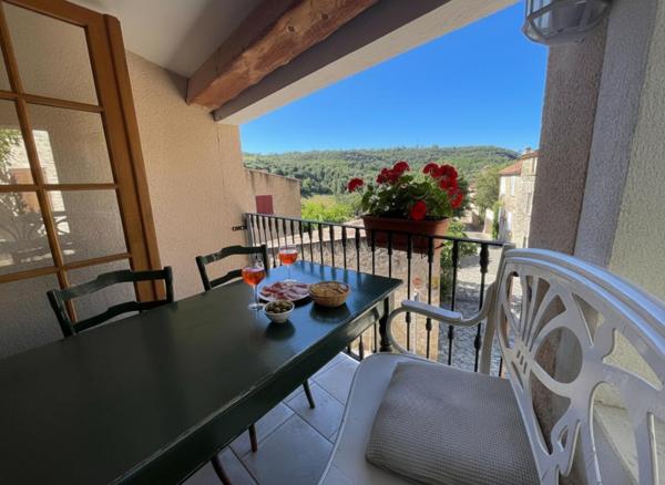 Maison de Village 70 m² avec Balcon et Cave