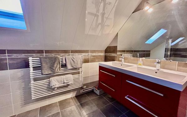 Maison à vendre    9 pièces •  Mennecy