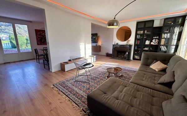 Maison à vendre    9 pièces •  Mennecy