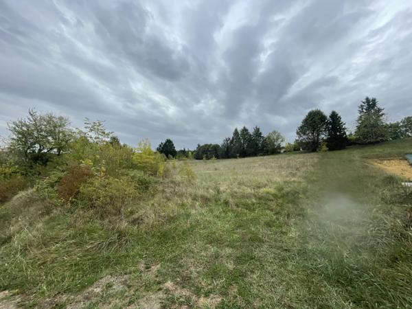 Auterive (32550) Terrain constructible de 1513m2