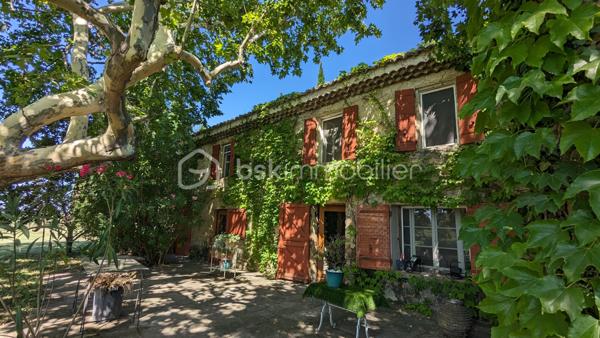 Bastide de 340 m²