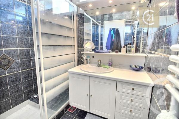 Appartement F3 à vendre  3 pièces - 57,39 m2 LES PAVILLONS SOUS BOIS - 93