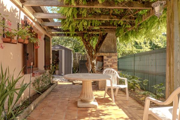 Maison
         6 pièces
        - 120 m² Exclusivité 500 000 € *