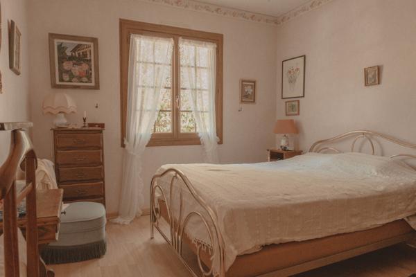 Maison
         6 pièces
        - 120 m² Exclusivité 500 000 € *