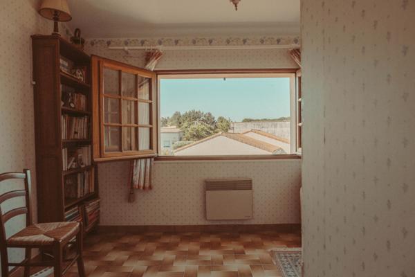 Maison
         6 pièces
        - 120 m² Exclusivité 500 000 € *
