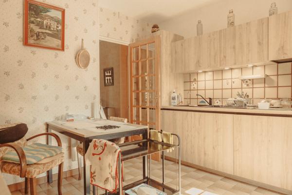 Maison
         6 pièces
        - 120 m² Exclusivité 500 000 € *