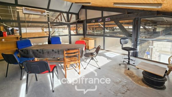 Entrepôt/bureau à vendre de 605 m² (71)