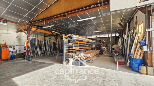 Entrepôt/bureau à vendre de 605 m² (71)