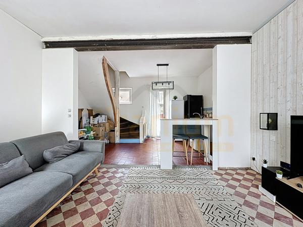 Gisors (27140) Maison de ville avec extérieurs – Gisors centre et gare